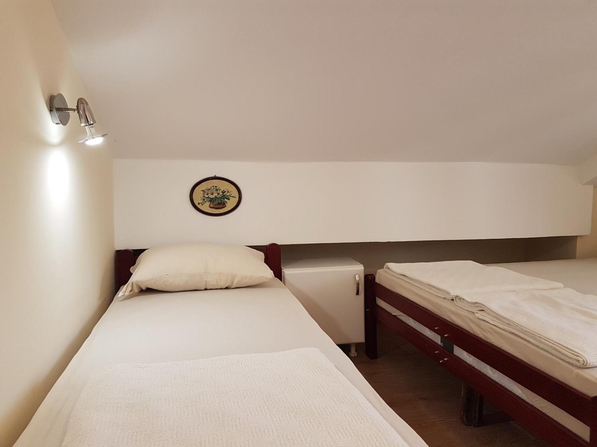 Hostel Beko Valjevo Kamer foto