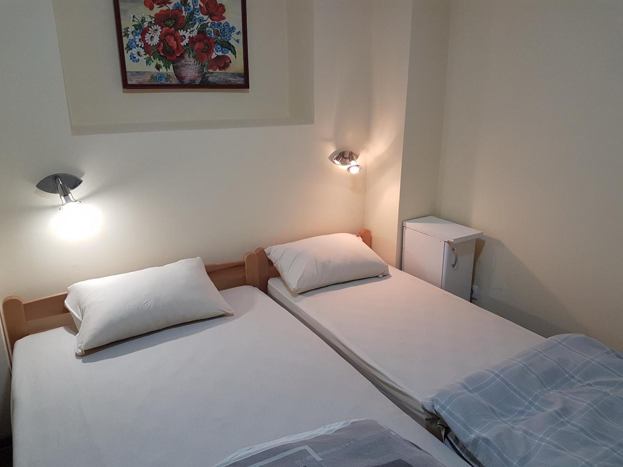 Hostel Beko Valjevo Kamer foto