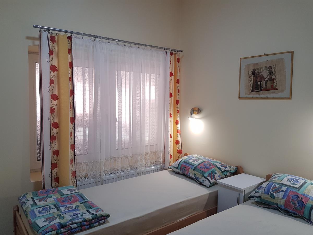 Hostel Beko Valjevo Buitenkant foto
